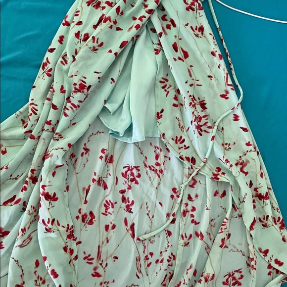 Long wrap dress - Picture 3 of 4